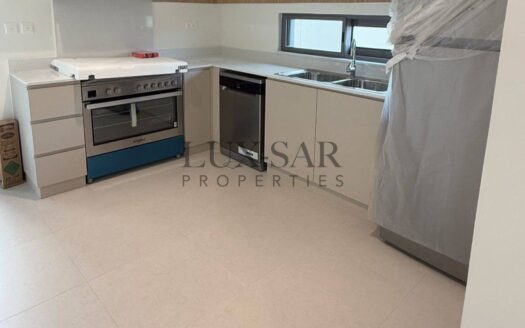 Luxury Villa | Corner Unit | Brand New