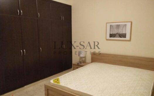 Next to Mall and Park | 1 BR | Community View