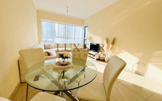 Modern Apartment | Lake View | Move In Ready