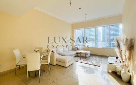 Modern Apartment | Lake View | Move In Ready