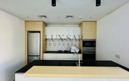 Rare Duplex | Spacious and Bright | Unfurnished