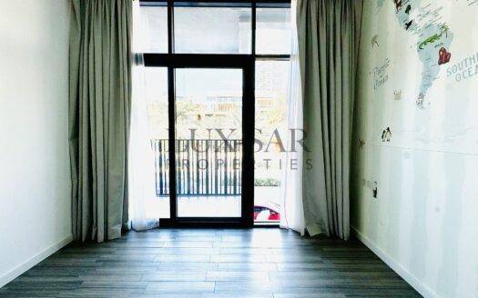 Rare Duplex | Spacious and Bright | Unfurnished