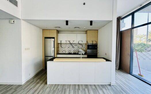 Rare Duplex | Spacious and Bright | Unfurnished