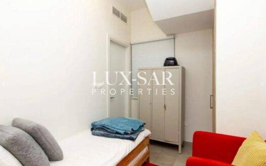 Beautiful 4BR | Single Row | Park and Lake View