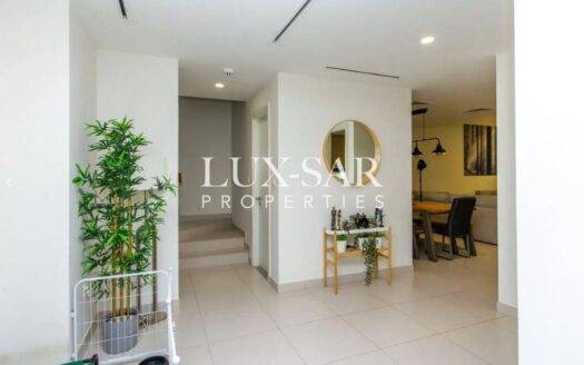 Beautiful 4BR | Price Negotiable | Lake View