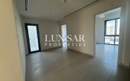 Beautiful 4BR | Price Negotiable | Lake View