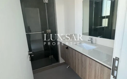 Beautiful 4BR | Price Negotiable | Lake View