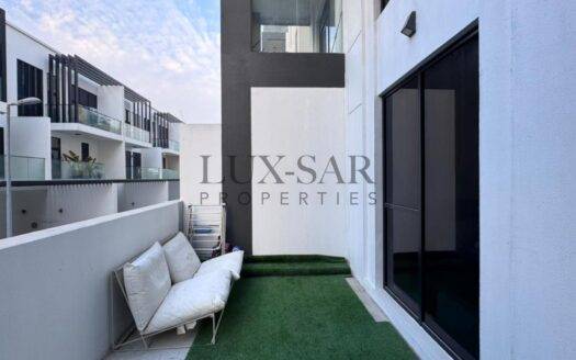 Elegant 1BR + Study | Park View | Spacious Layout