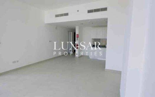 Spacious and Bright | 1 BR | Nice View | Rented