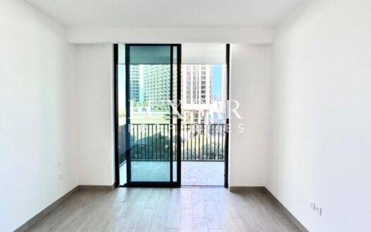 Elegant 1 Bedroom | Park View | Ready To Move In