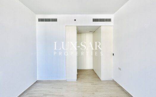 Elegant 1 BR | Top Notch Quality | Ellington