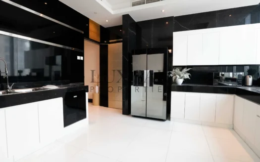 Large Terrace | 3 Best Views in Downtown