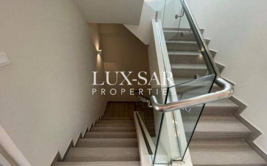 Single Row | 3 BR TH | Ready to Move