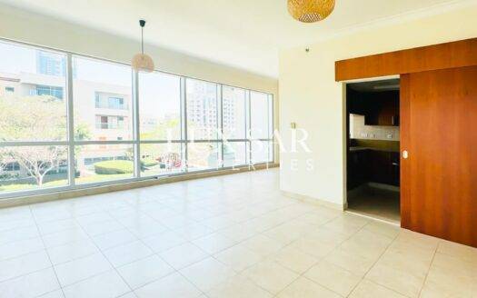 Vacant | Golf View | Rare unit