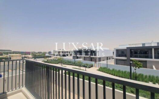 Spacious 4BR with Garden | Close to Lagoon