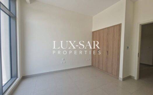 Spacious 4BR with Garden | Close to Lagoon