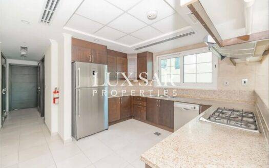 Family Home |Vacant|Single Row