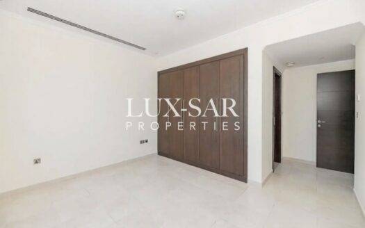 Family Home |Vacant|Single Row