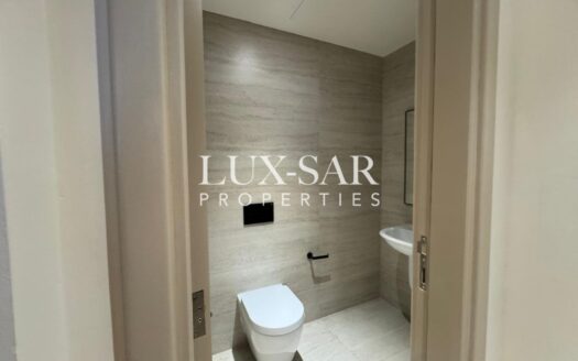 Premium Office Space | Vacant | Fully Furnished