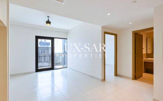 Pool View | Chiller Free | Prime location