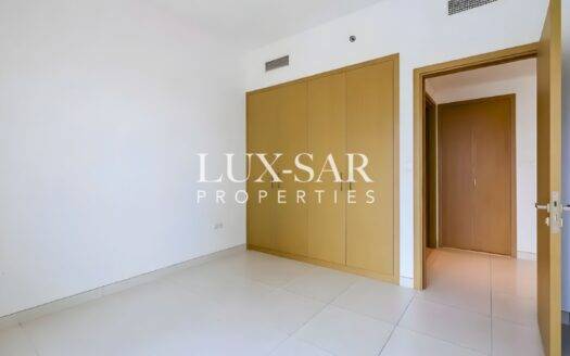 Pool View | Chiller Free | Prime location