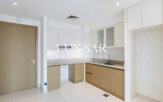 Pool View | Chiller Free | Prime location