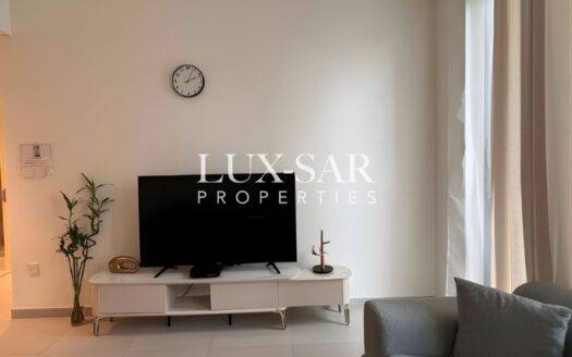 Waterfront Living | Fully Furnished | Walk Beach