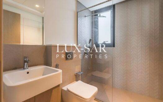 3BR Single Row | Near Pool and Park | Vacant