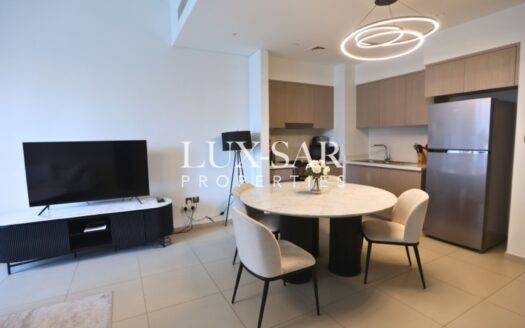 High Floor | Vacant | Corner Layout